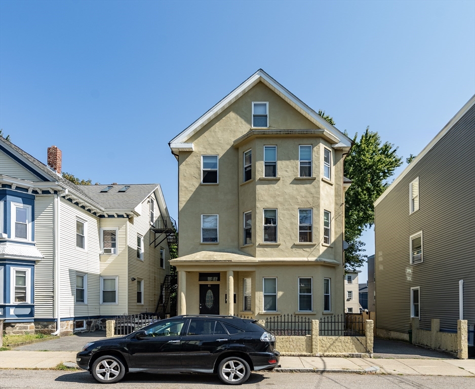 66 Mozart Street