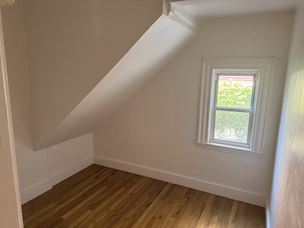 29 Conway St # 1
