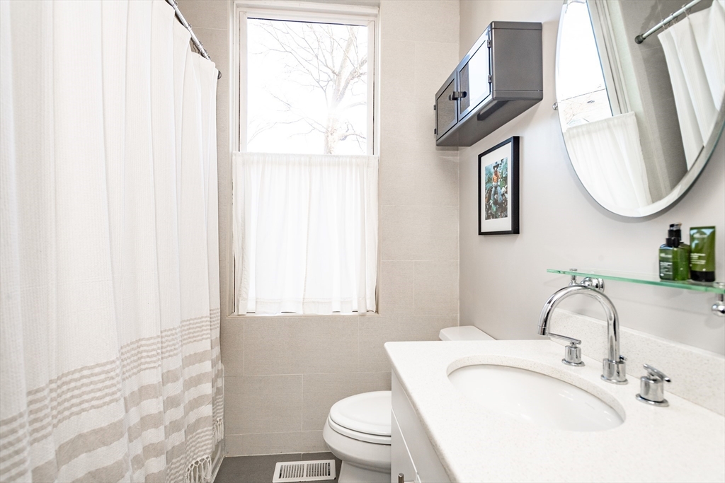 178 Chestnut Ave # 1