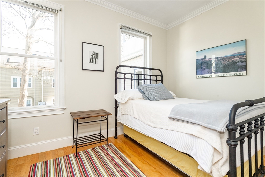 178 Chestnut Ave # 1