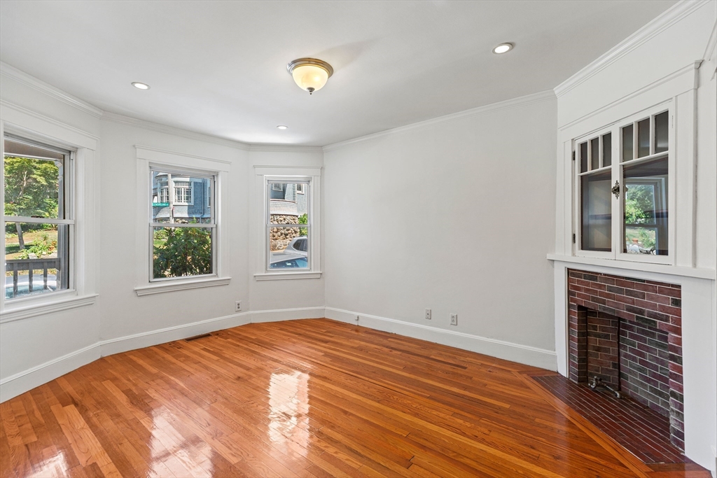 80 Westmoreland St # 1