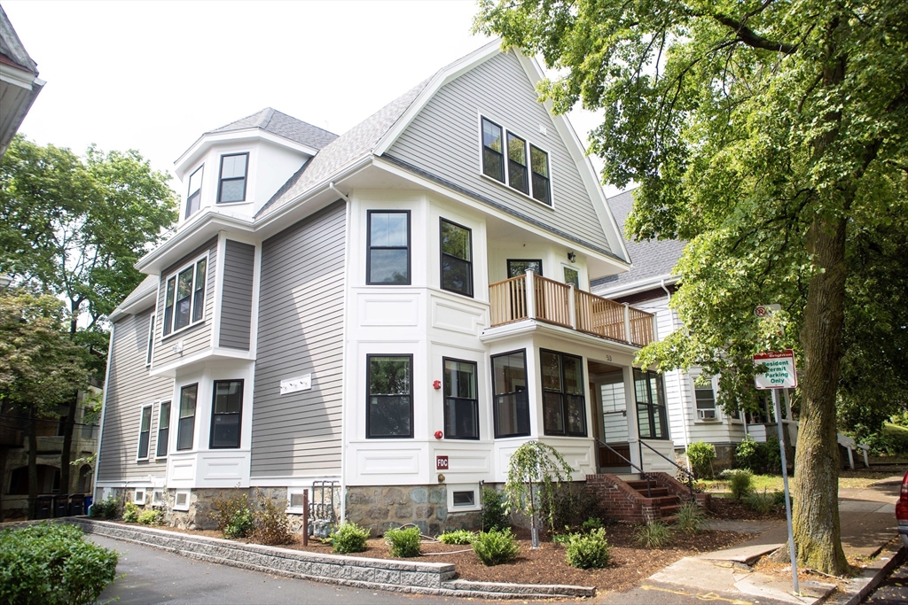 53 Quint Avenue