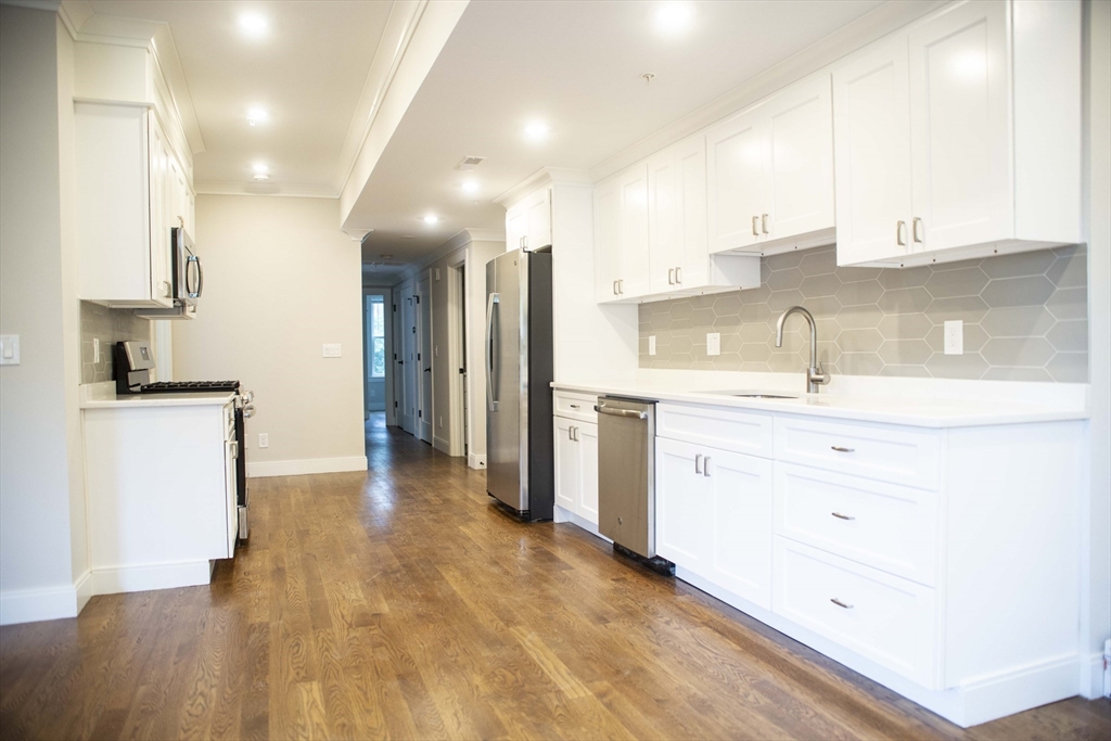 53 Quint Avenue
