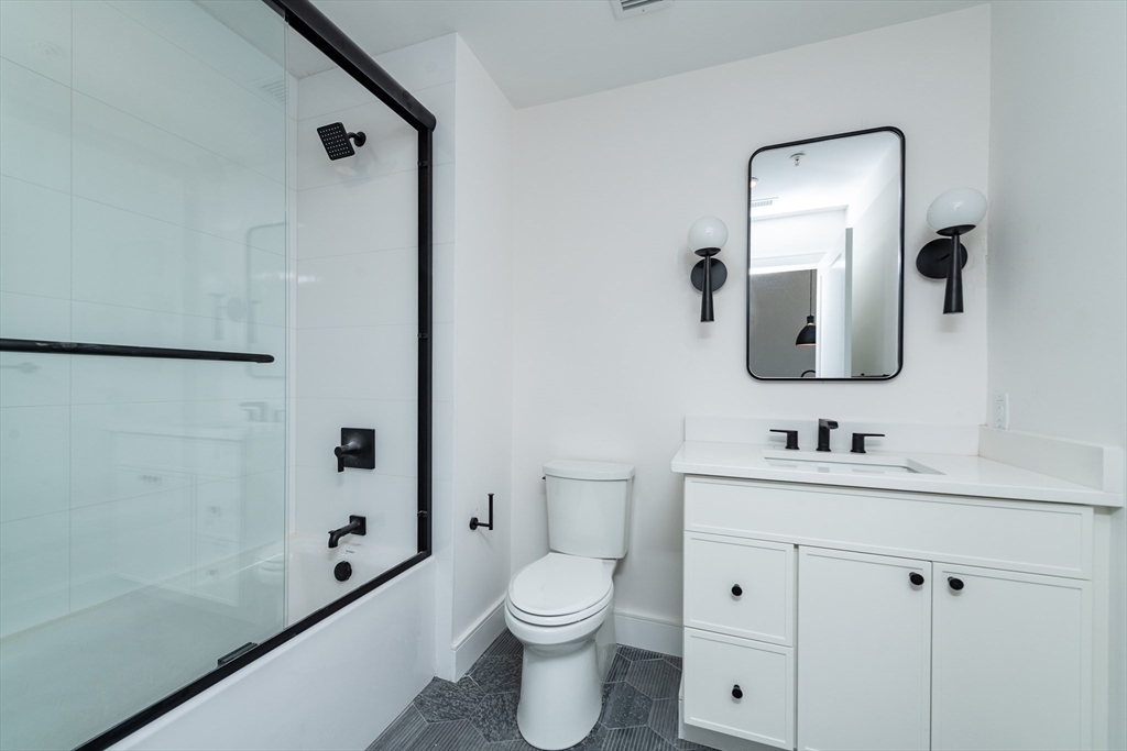 8 Franklin Street # 202, Boston Unit: 202