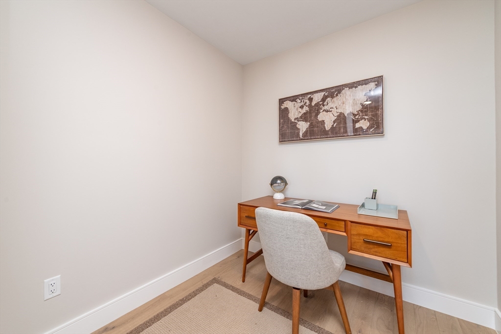 8 Franklin Street # 401, Boston Unit: 401