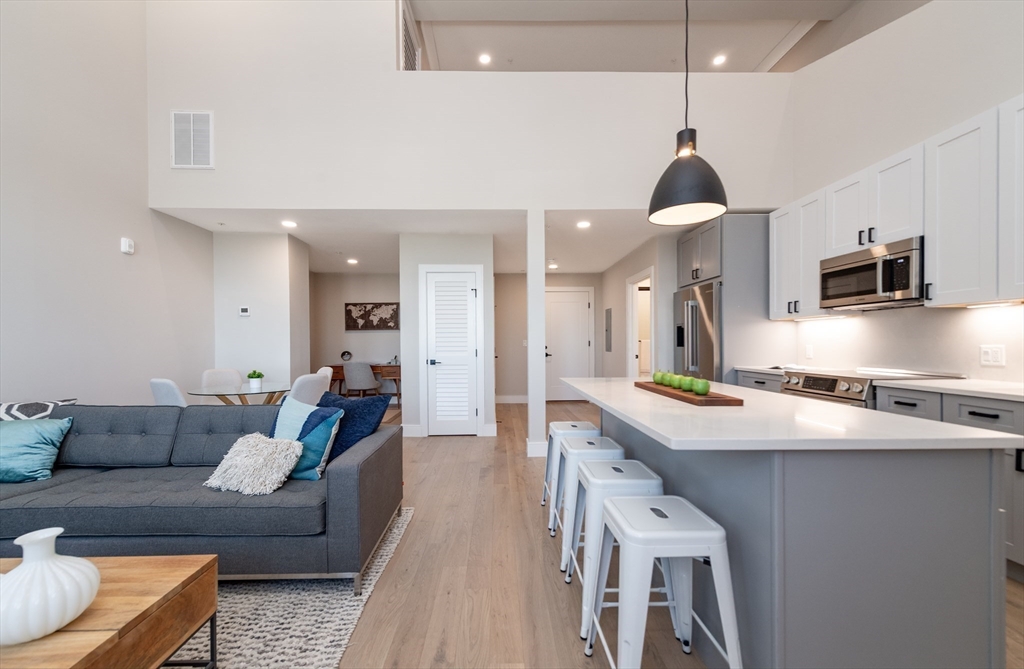 8 Franklin Street # 401, Boston Unit: 401
