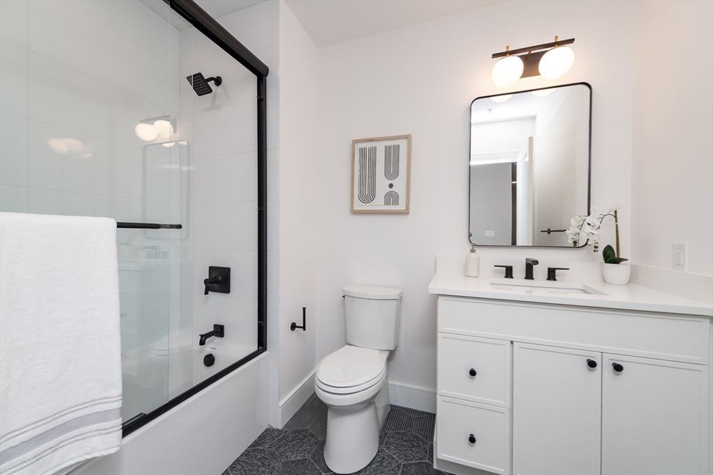 8 Franklin Street # 401, Boston Unit: 401