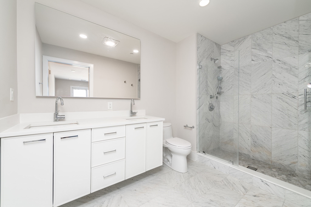 212-214 Market Street # 201, Boston Unit: 201