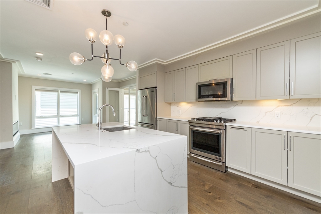 212-214 Market Street # 201, Boston Unit: 201