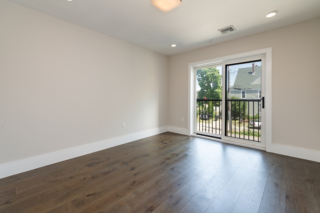 212-214 Market Street # 201, Boston Unit: 201