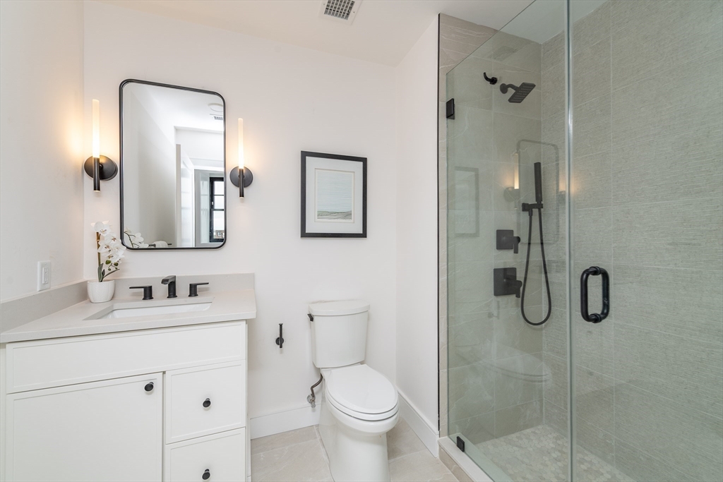 8 Franklin Street # 403