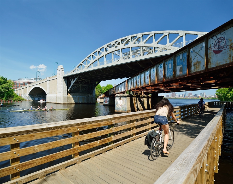 4 Franklin Street # 202