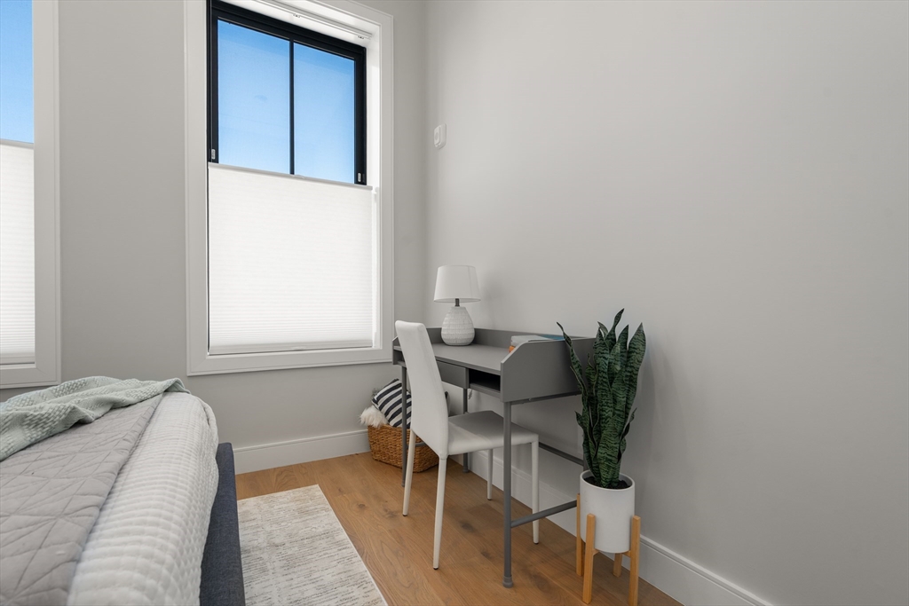 4 Franklin Street # 202