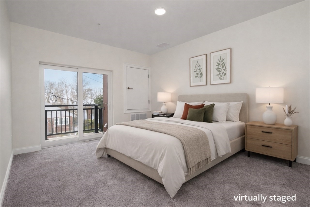 10 Franklin Ave # 406