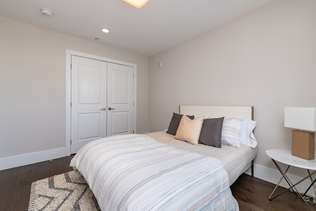 214 Market Street # 201