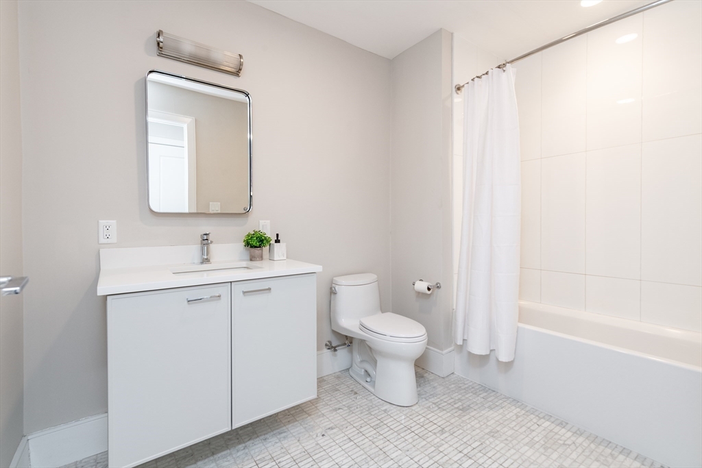 214 Market Street # 201