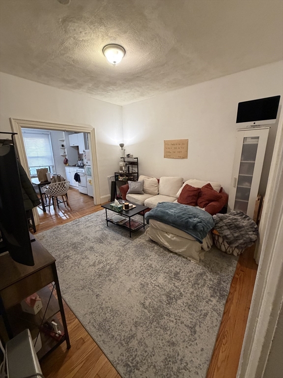 17 Worthington Street # 3