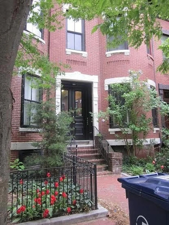 17 Worthington Street # 3