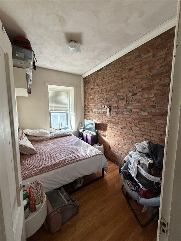 17 Worthington Street # 3