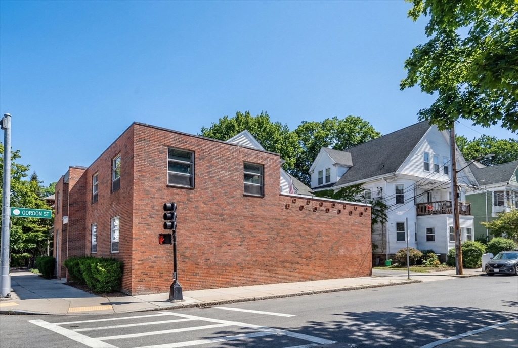 556 Cambridge/32 Gordon Package