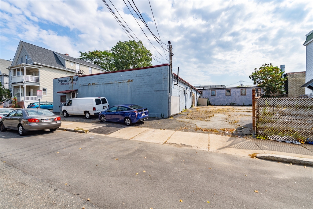 17 Kensington Avenue