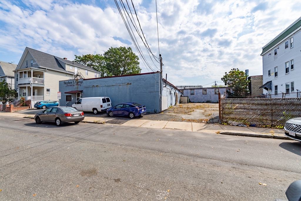 17 Kensington Avenue