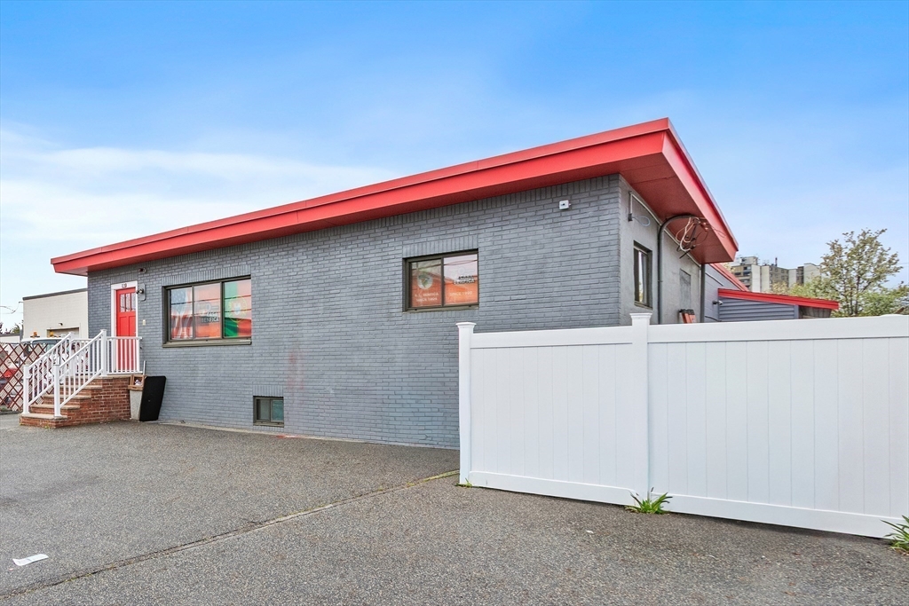 29 Linden Street