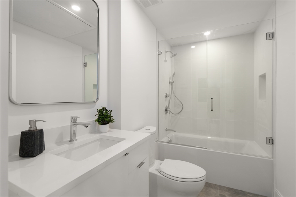 228 Washington Street # 3