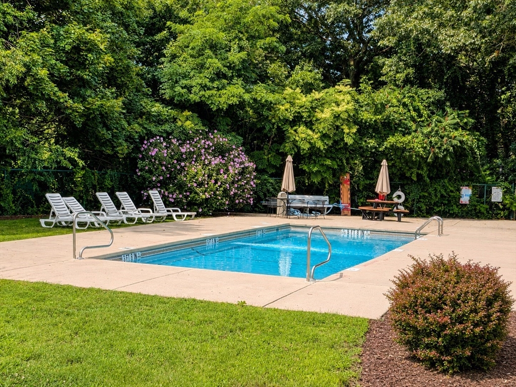 17 Chapel Hill Drive # 9