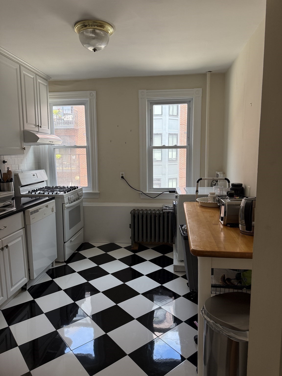 12 Follen St # 2