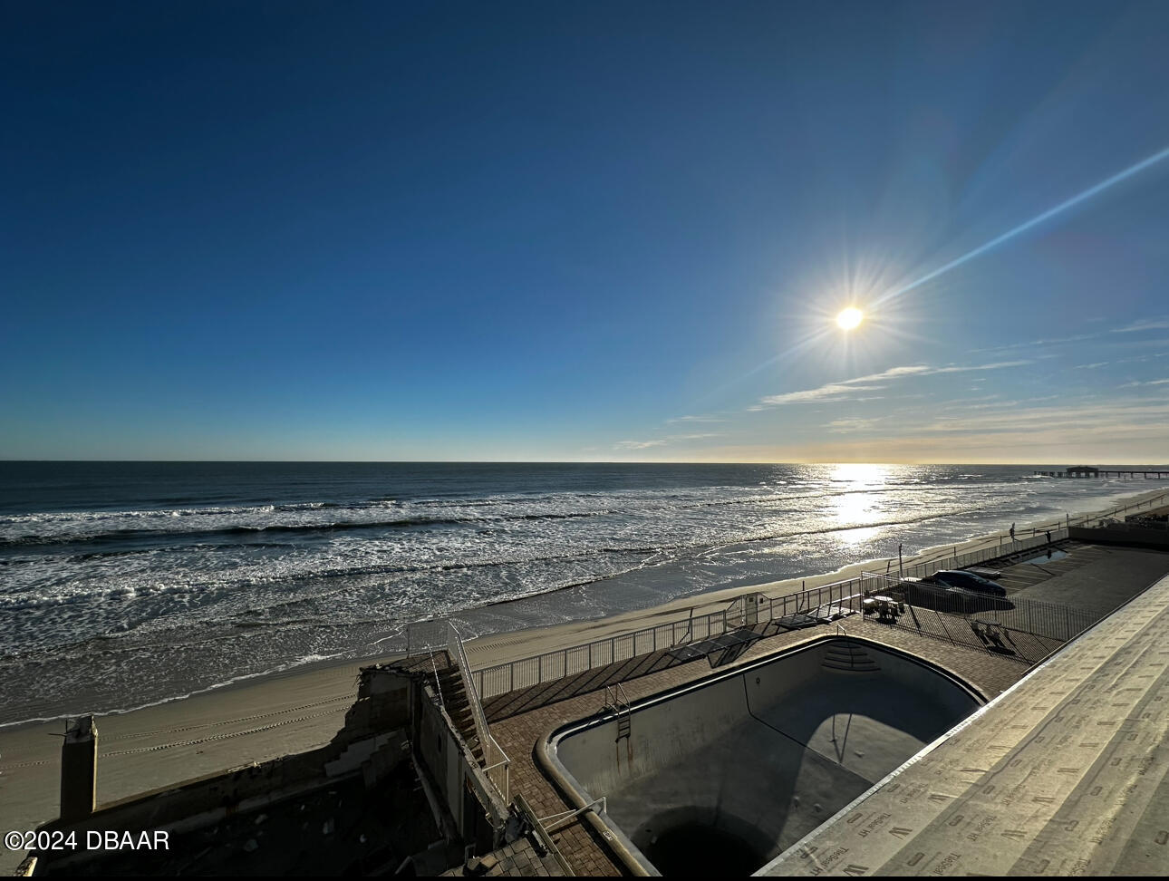 3501 S Atlantic Avenue, 305