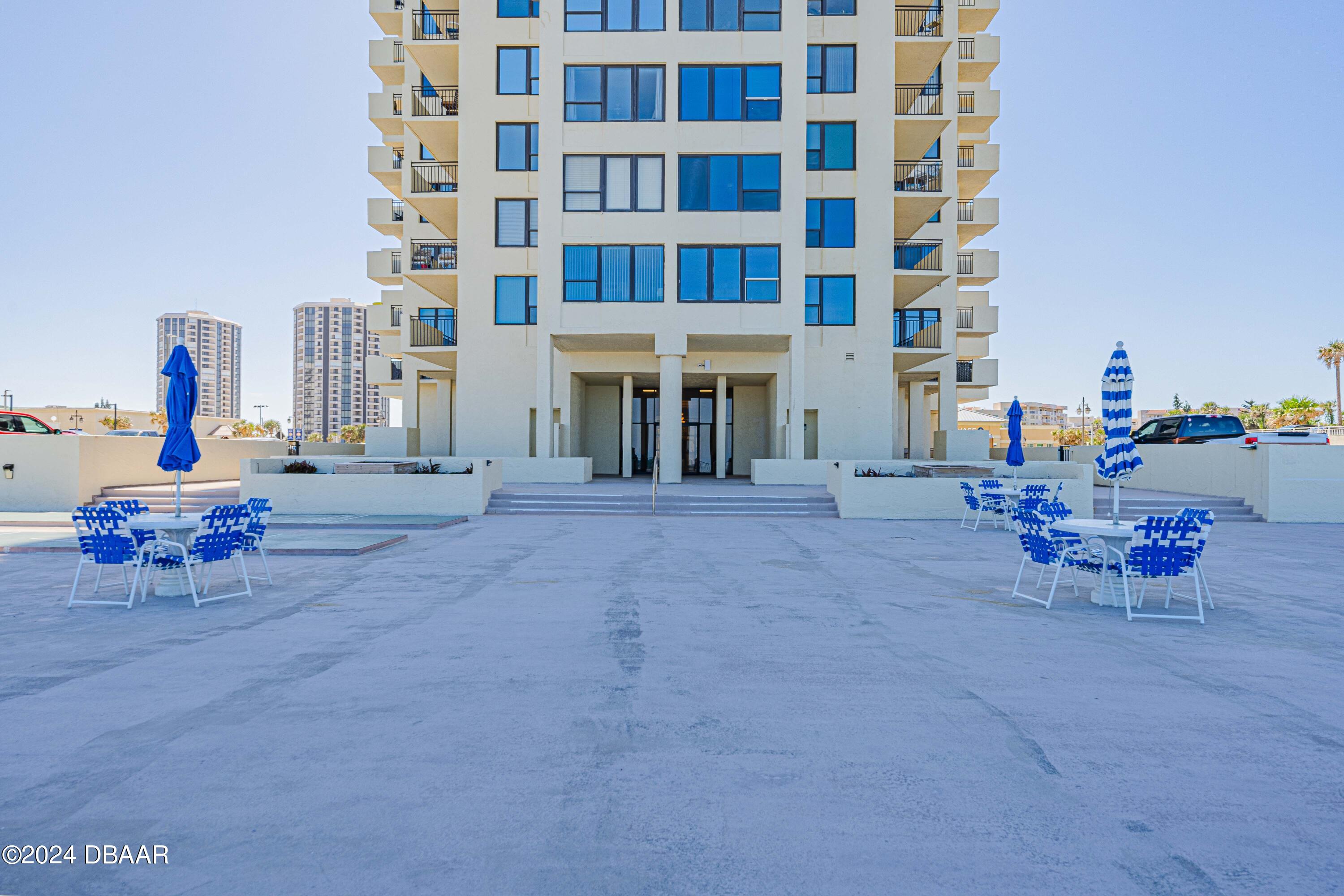 2987 S Atlantic Avenue, 403