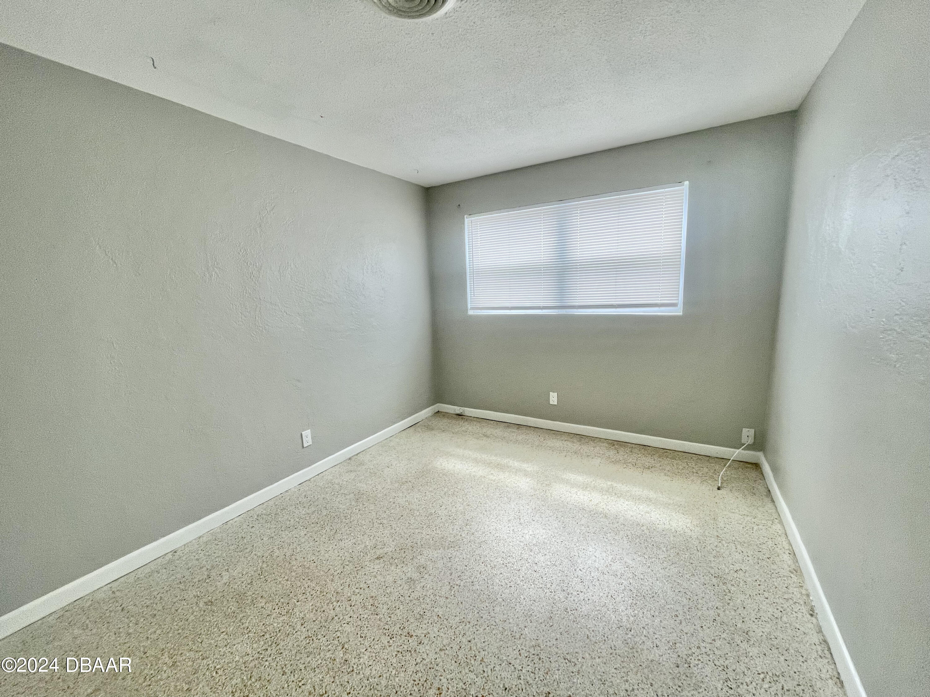 3864 S Atlantic Avenue, West