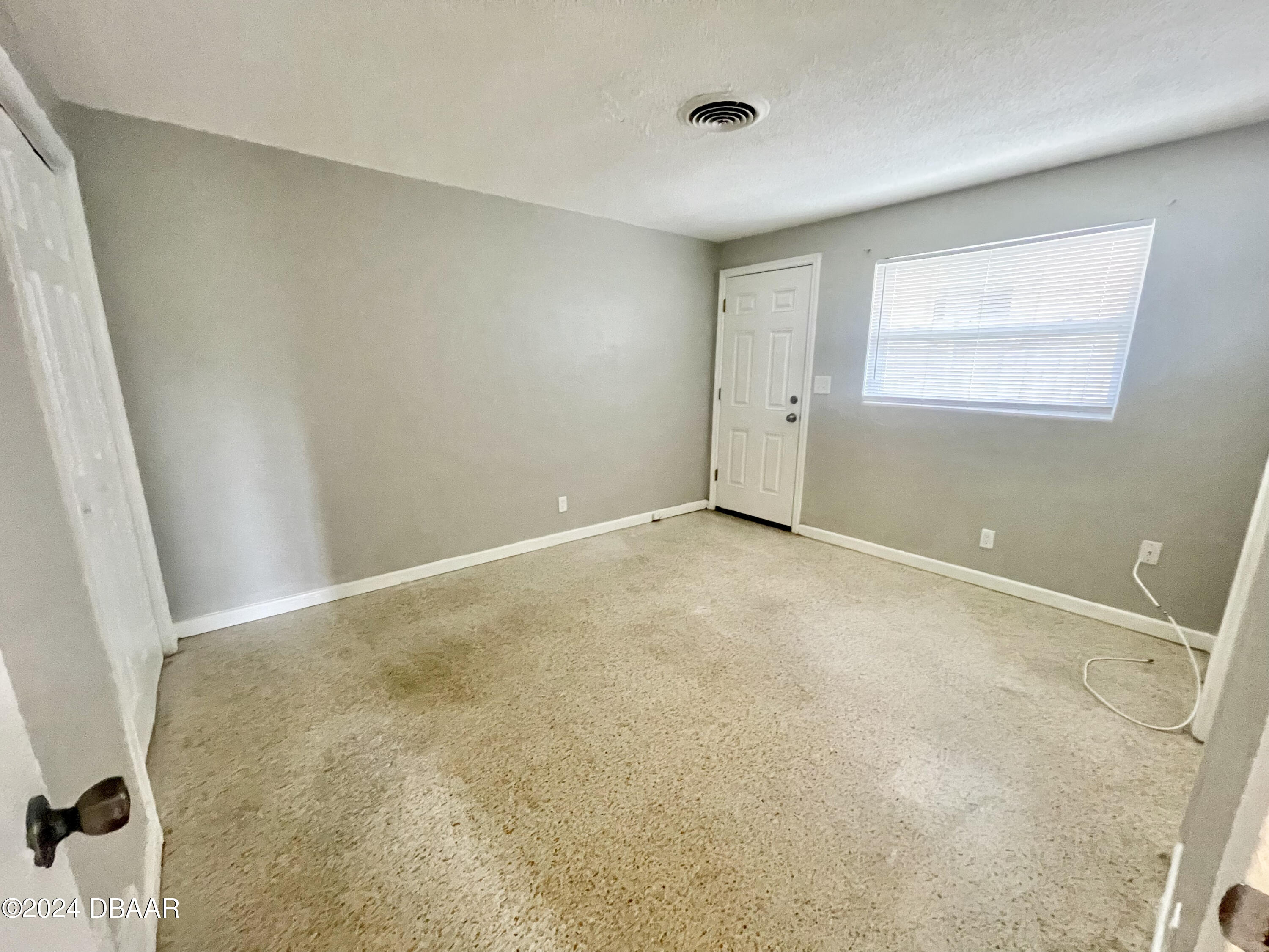 3864 S Atlantic Avenue, West