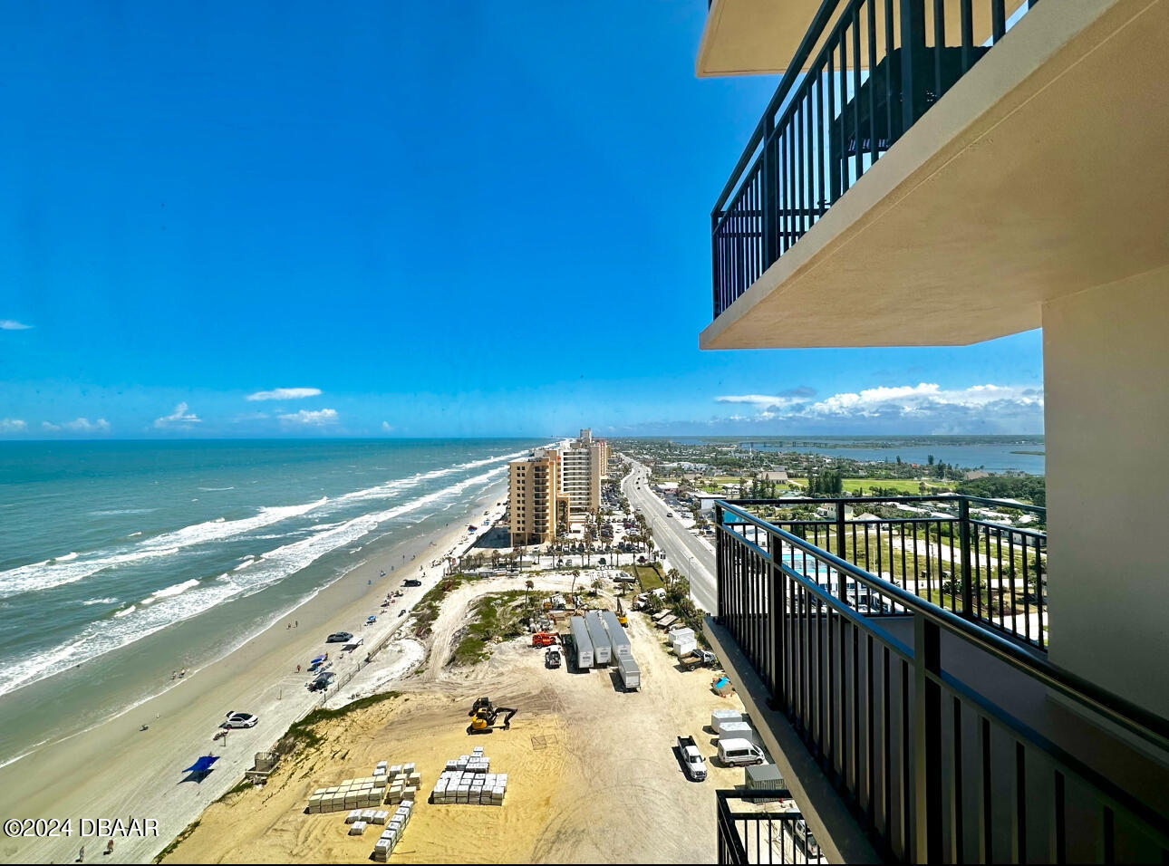 3051 S Atlantic Avenue, 1702