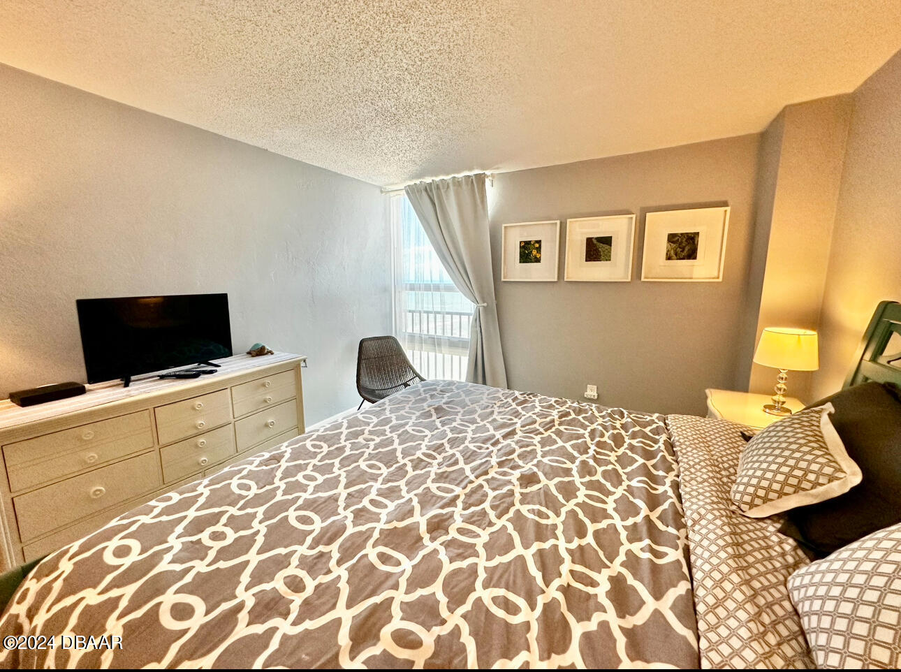 3051 S Atlantic Avenue, 1702