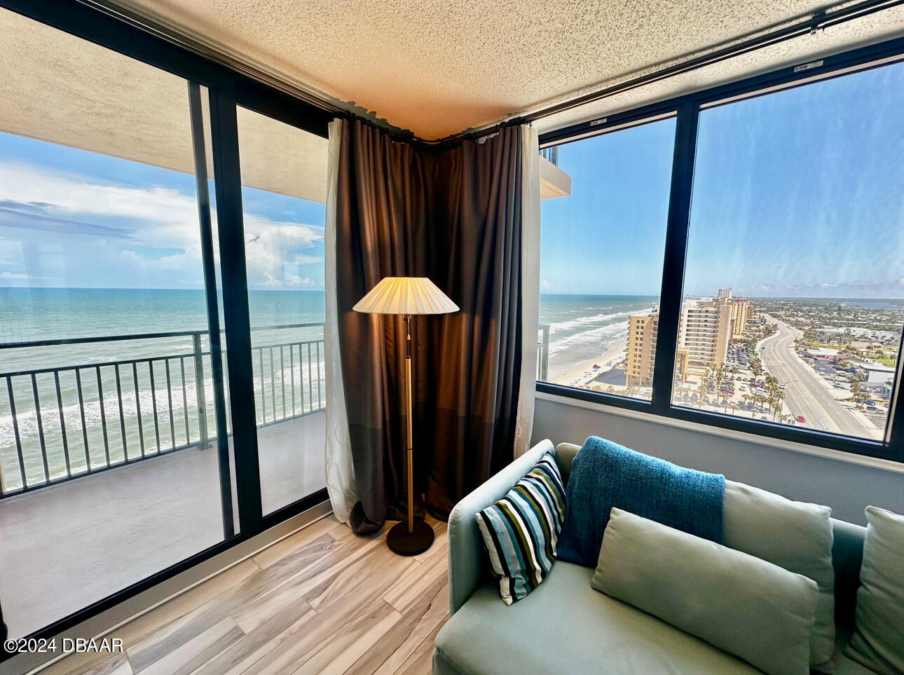 3051 S Atlantic Avenue, 1702