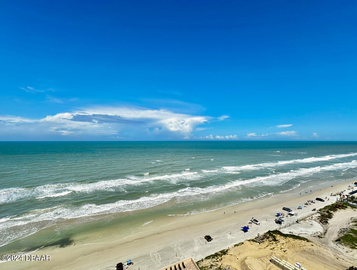 3051 S Atlantic Avenue, 1702