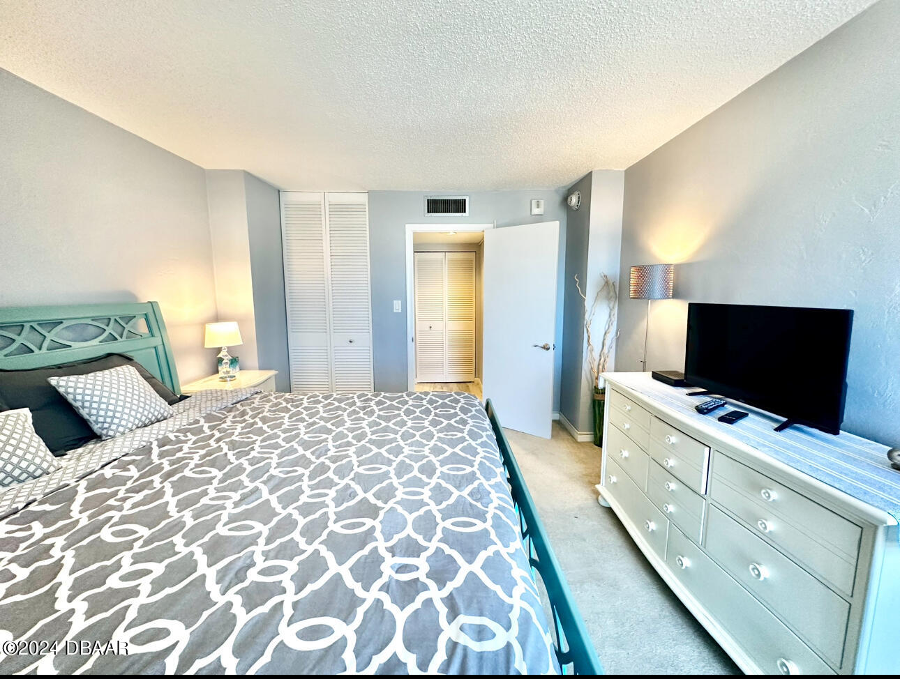 3051 S Atlantic Avenue, 1702