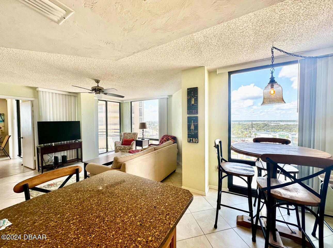 3013 S Atlantic Avenue, 7010