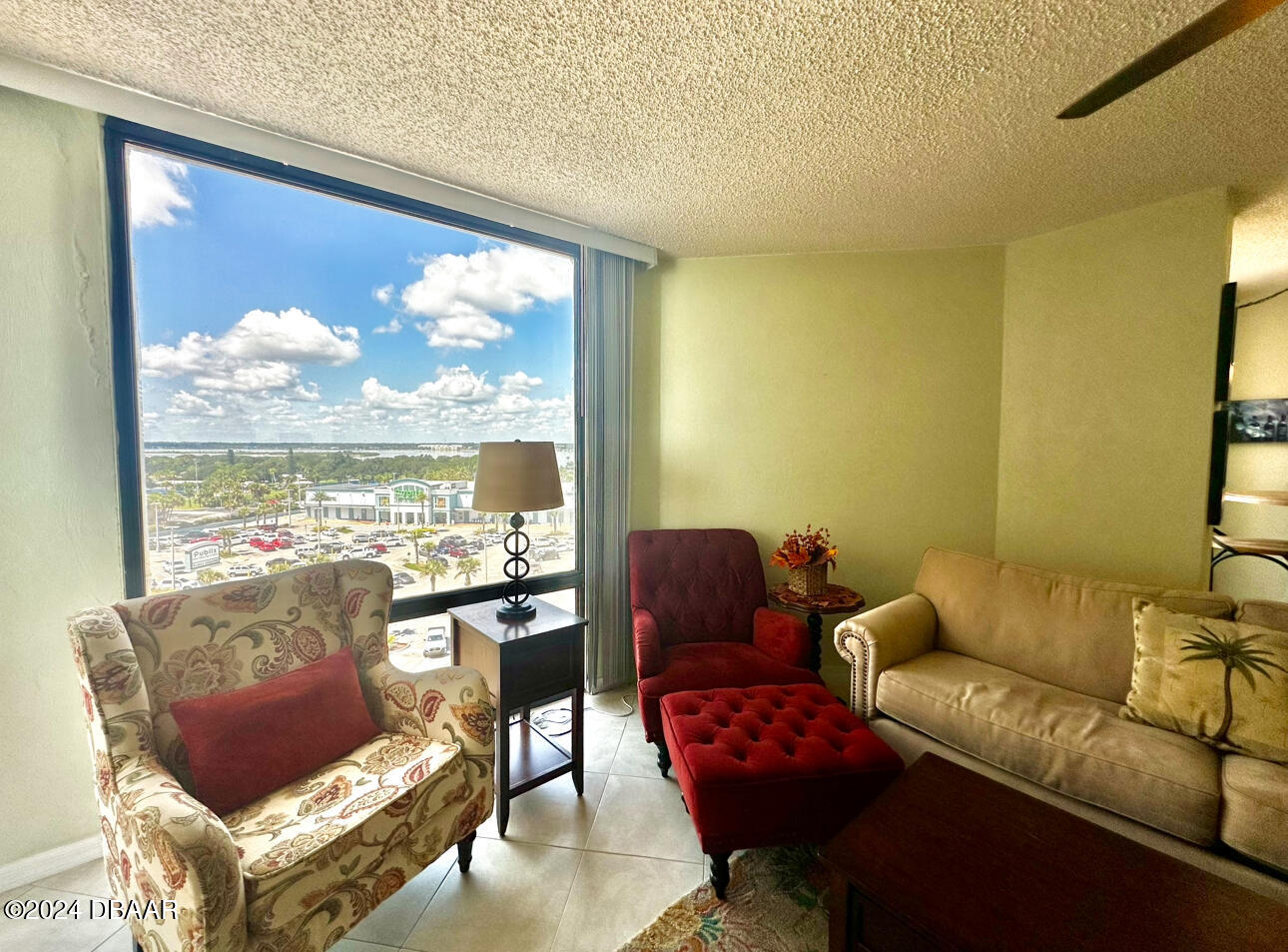 3013 S Atlantic Avenue, 7010