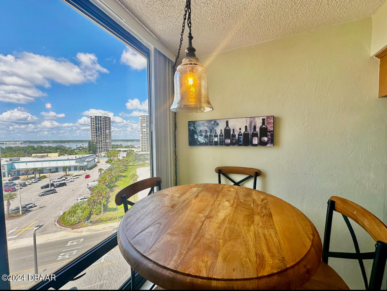 3013 S Atlantic Avenue, 7010