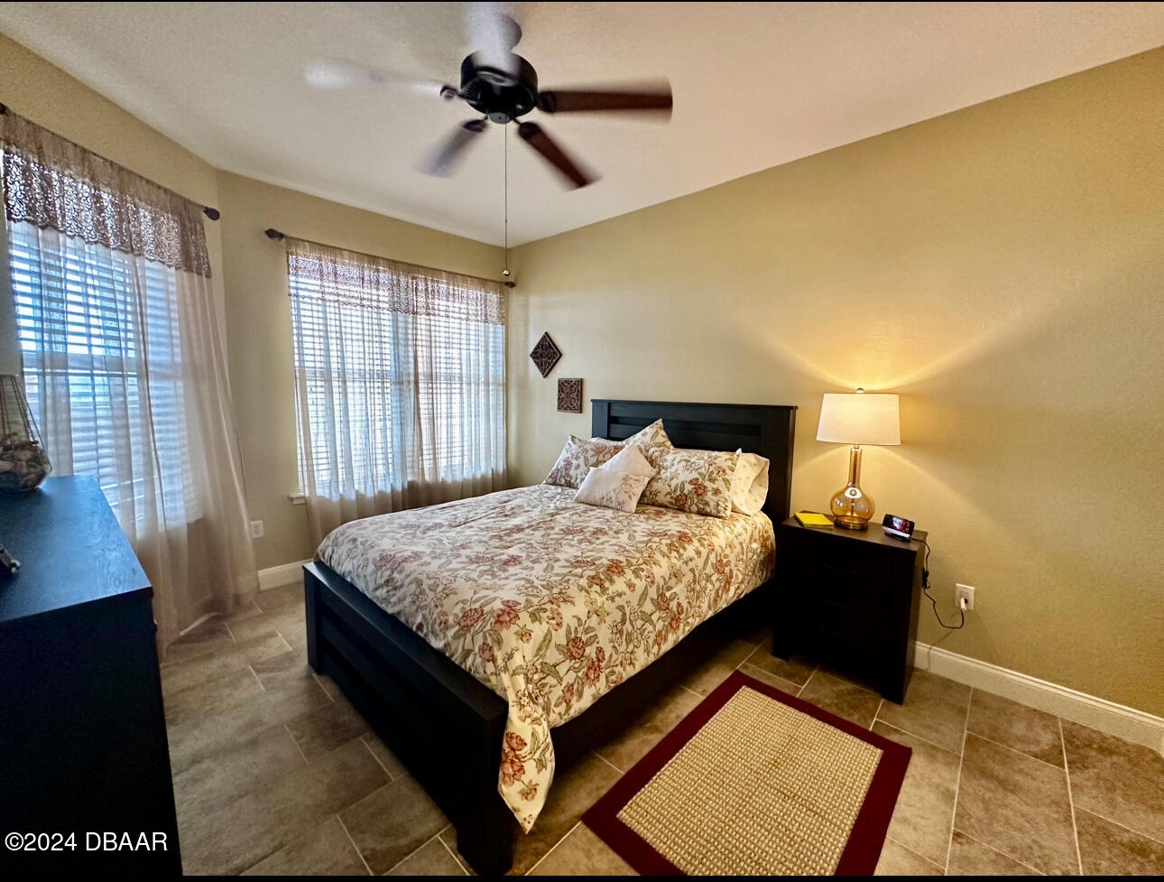 2515 S Atlantic Avenue, 405