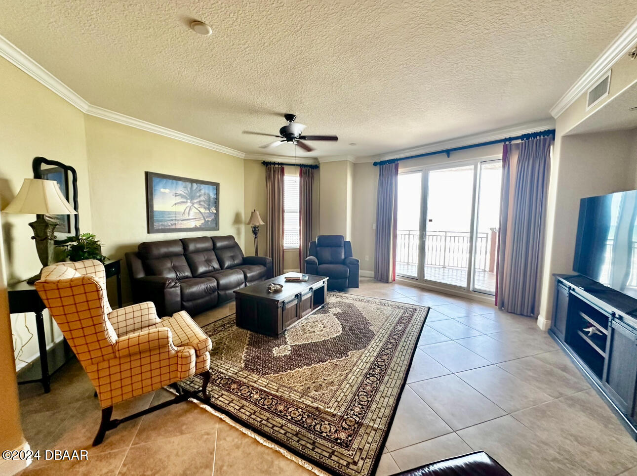 2515 S Atlantic Avenue, 405
