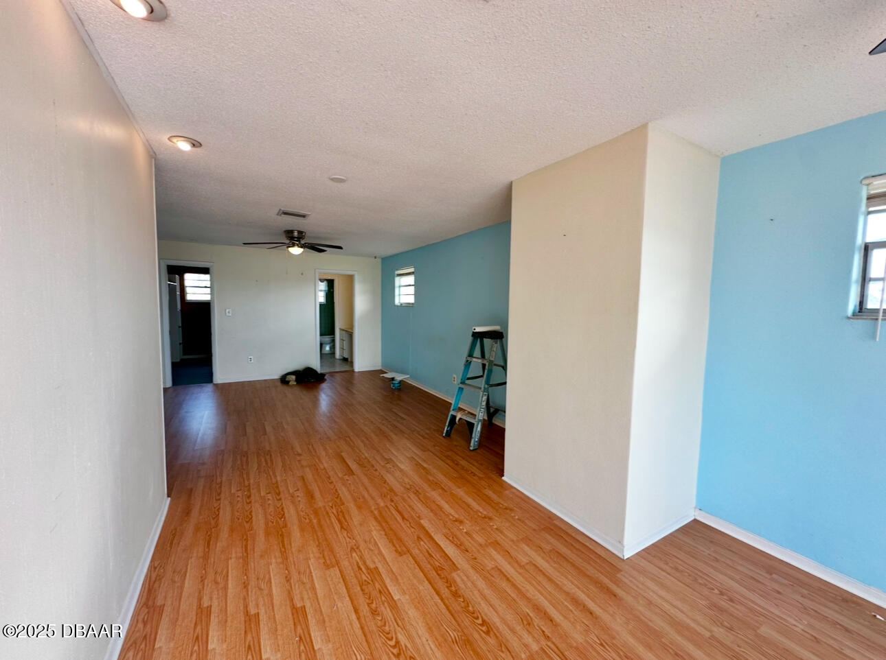 215 S Venetian Way, A
