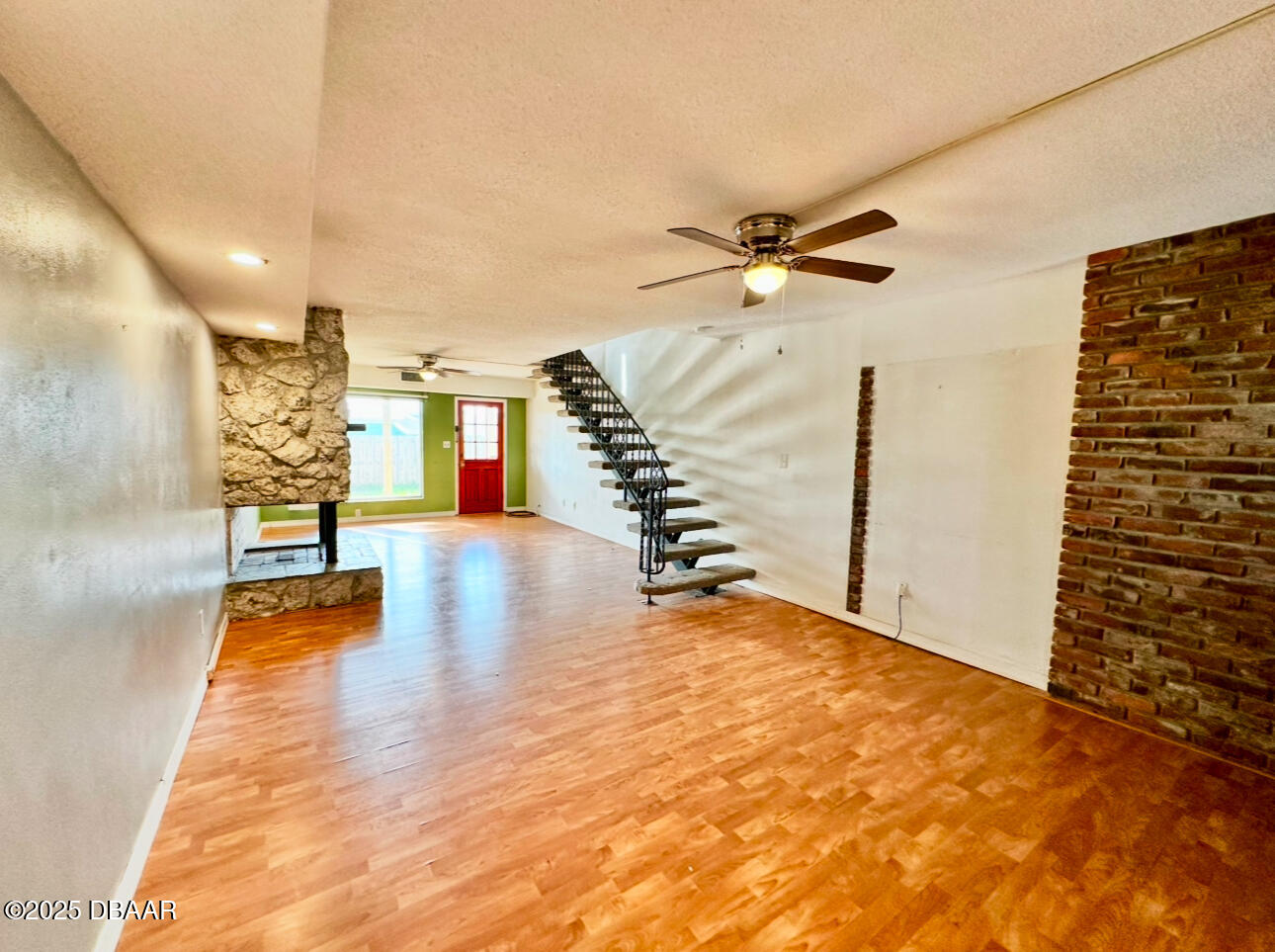 215 S Venetian Way, A