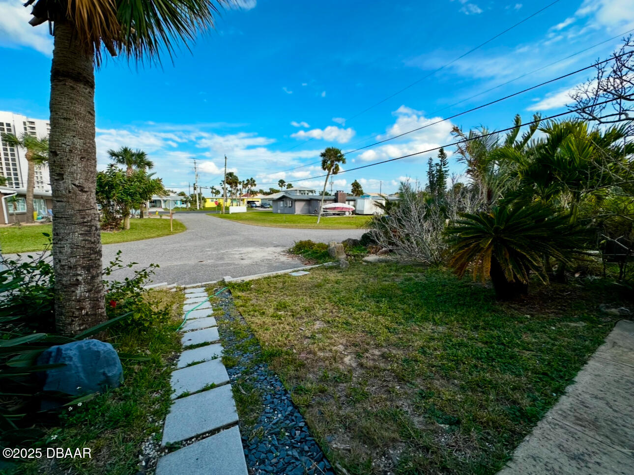 215 S Venetian Way, A