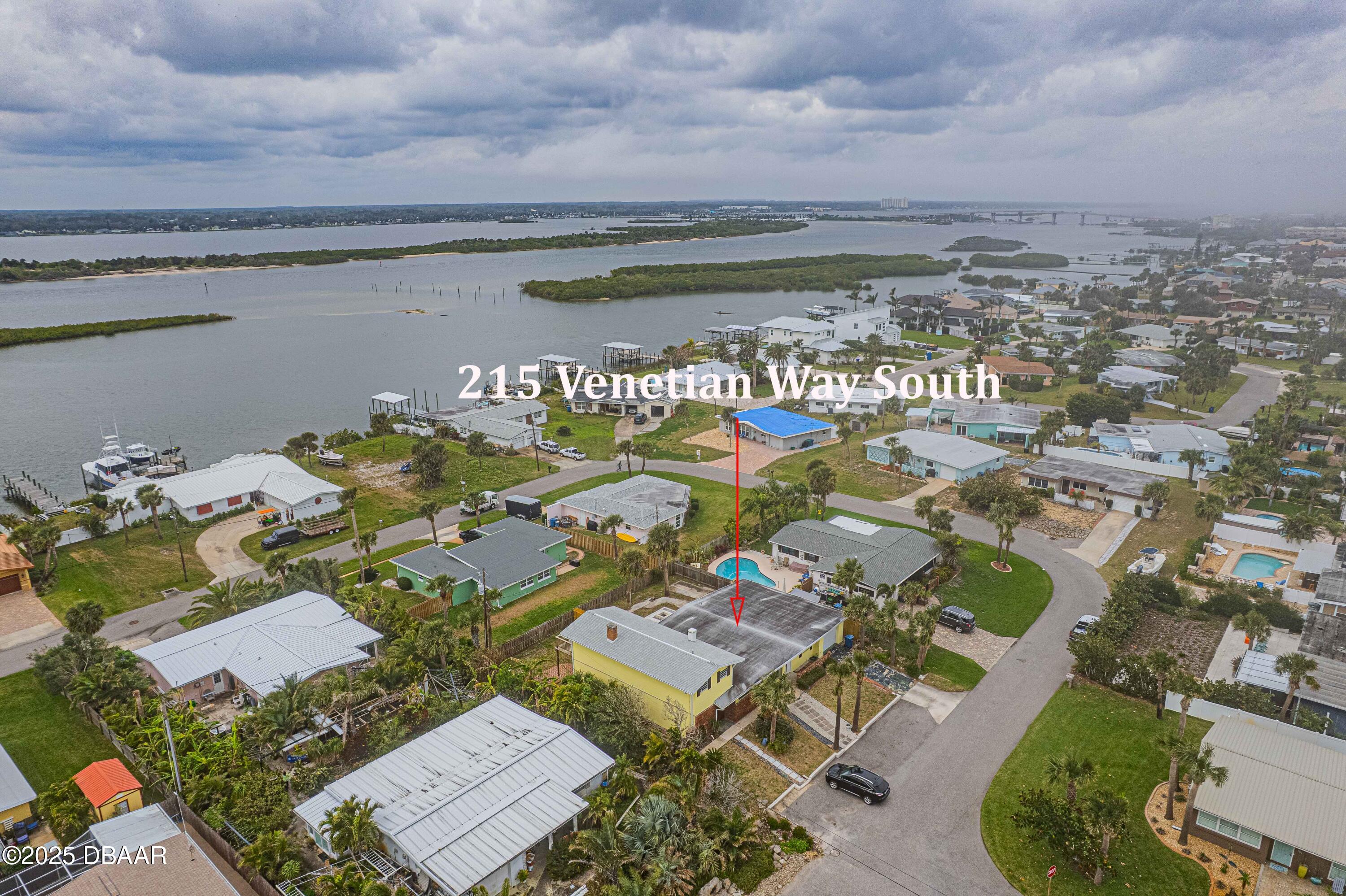215 S Venetian Way, B