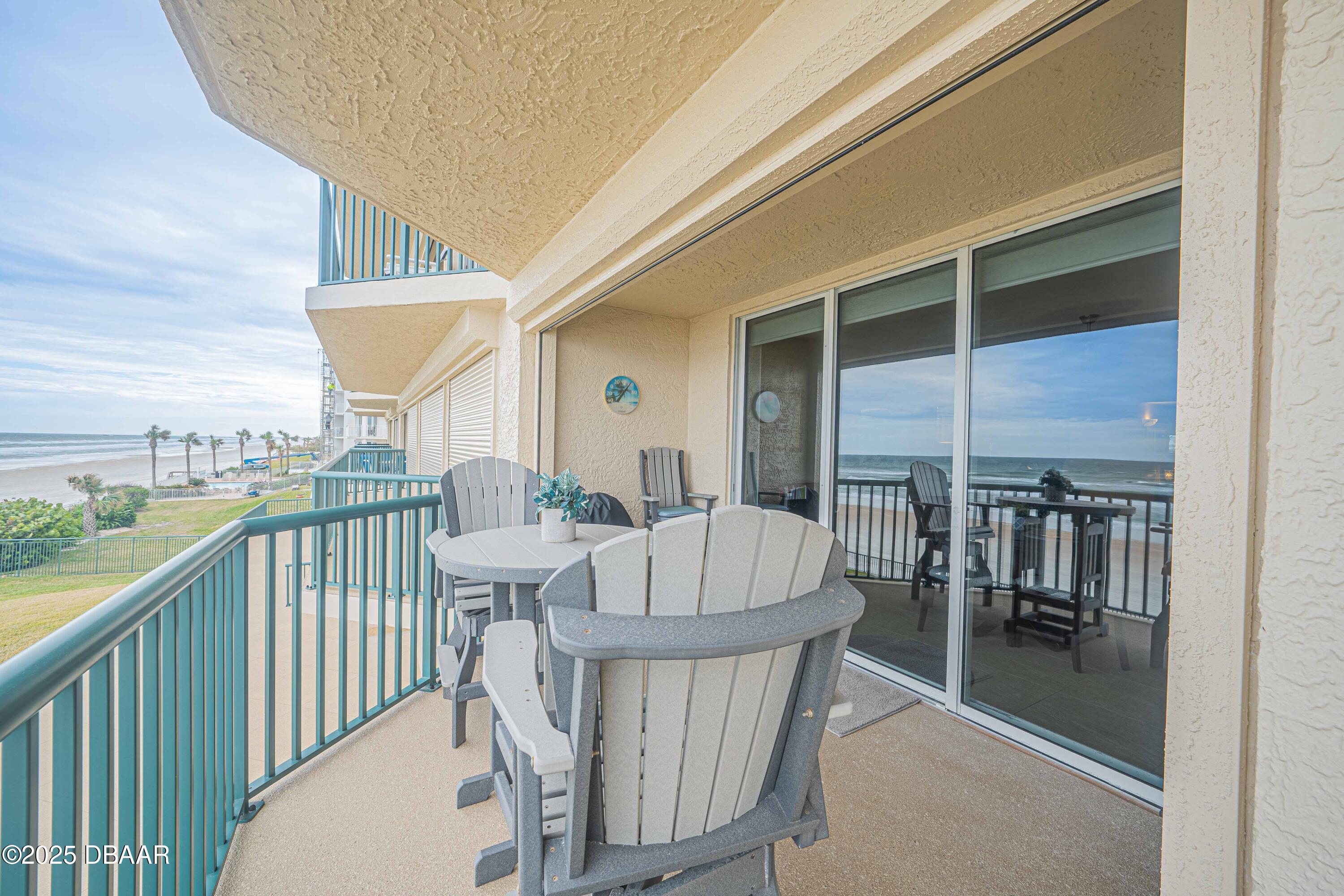 4631 S Atlantic Avenue, 8204
