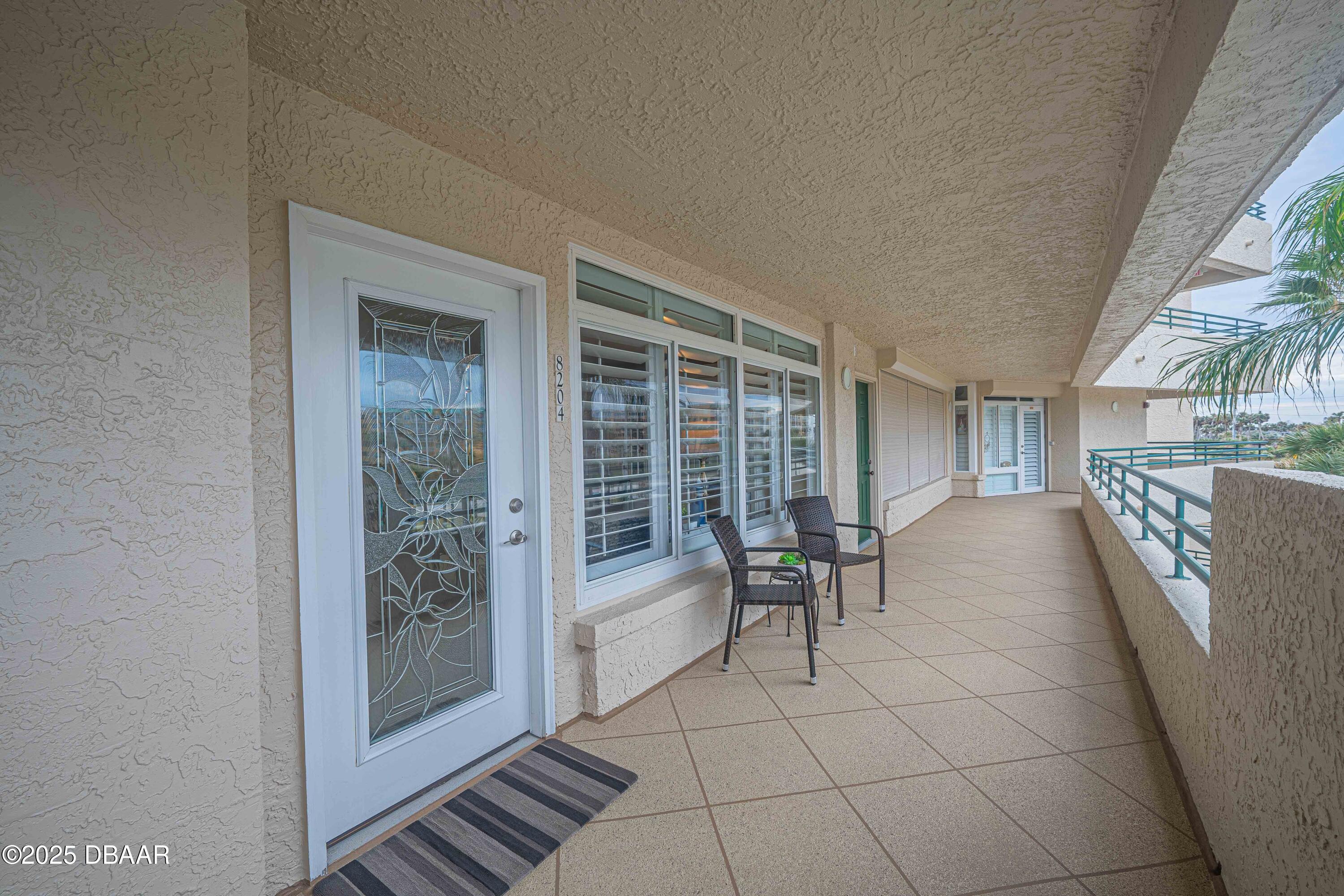 4631 S Atlantic Avenue, 8204